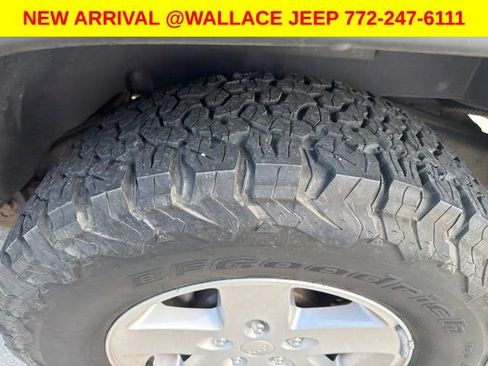 Used 2018 Jeep Wrangler Sport AWD/4WD image 5