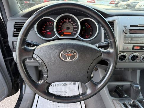 Used 2009 Toyota Tacoma PreRunner image 19