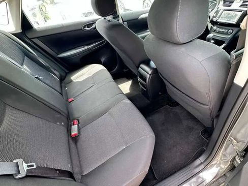 Used 2019 Nissan Sentra S FWD image 11