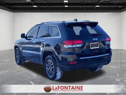 Used 2020 Jeep Grand Cherokee Limited w/ Luxury Group II image 3