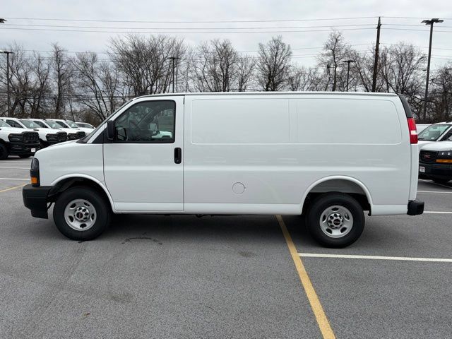 New 2026 GMC Savana 2500 w/ Driver Convenience Package RWD image 4