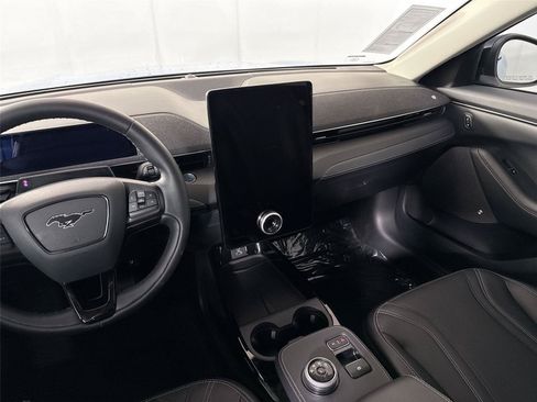 Used 2023 Ford Mustang Mach-E Premium RWD image 34
