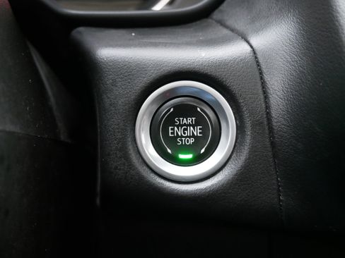 Used 2021 GMC Yukon XL AT4 w/ Rear Media and Nav Package AWD/4WD image 26
