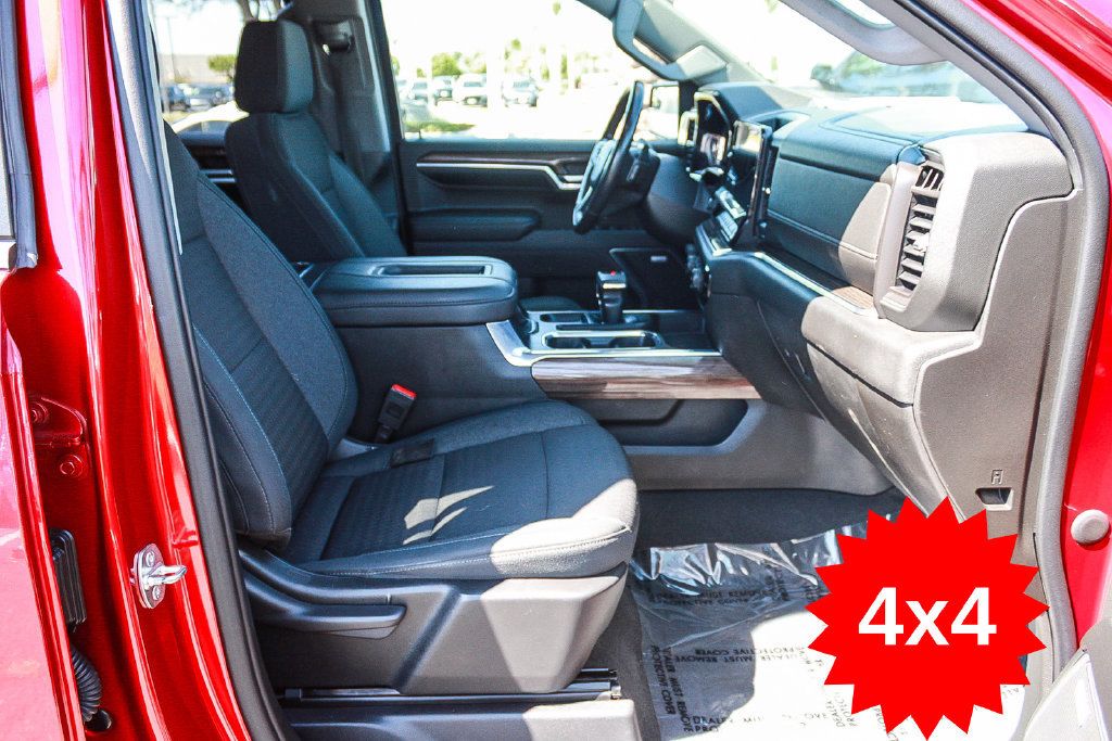 Used 2022 Chevrolet Silverado 1500 RST AWD/4WD image 16