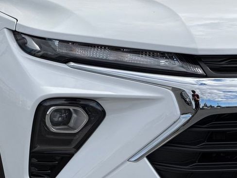 Used 2026 Chevrolet TrailBlazer LS w/ LS Convenience Package image 39