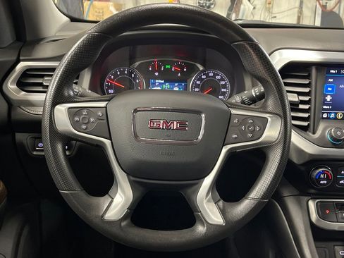 Certified 2023 GMC Acadia SLE w/ Driver Convenience Package image 15
