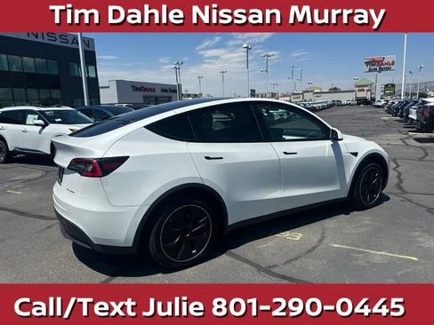 Used 2021 Tesla Model Y Long Range AWD/4WD image 12
