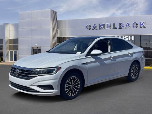 Used 2019 Volkswagen Jetta SEL FWD image 2