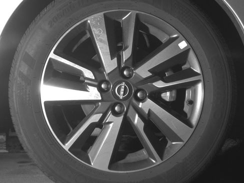 Used 2025 Nissan Versa SV FWD image 13