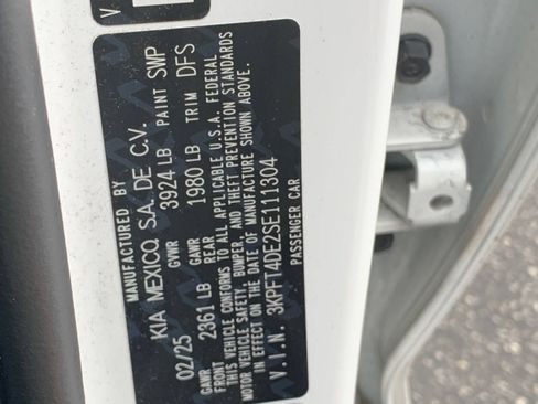 Used 2025 Kia K4 FWD image 29