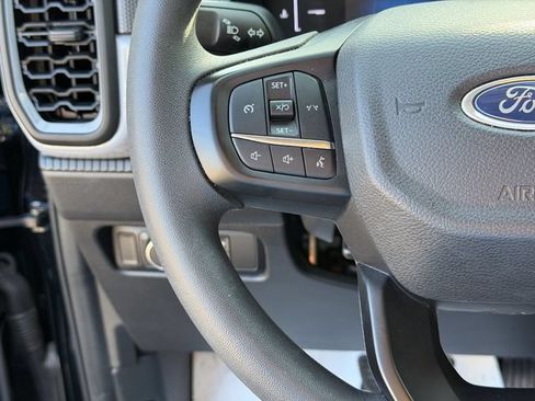 Used 2025 Ford Ranger XL RWD image 10
