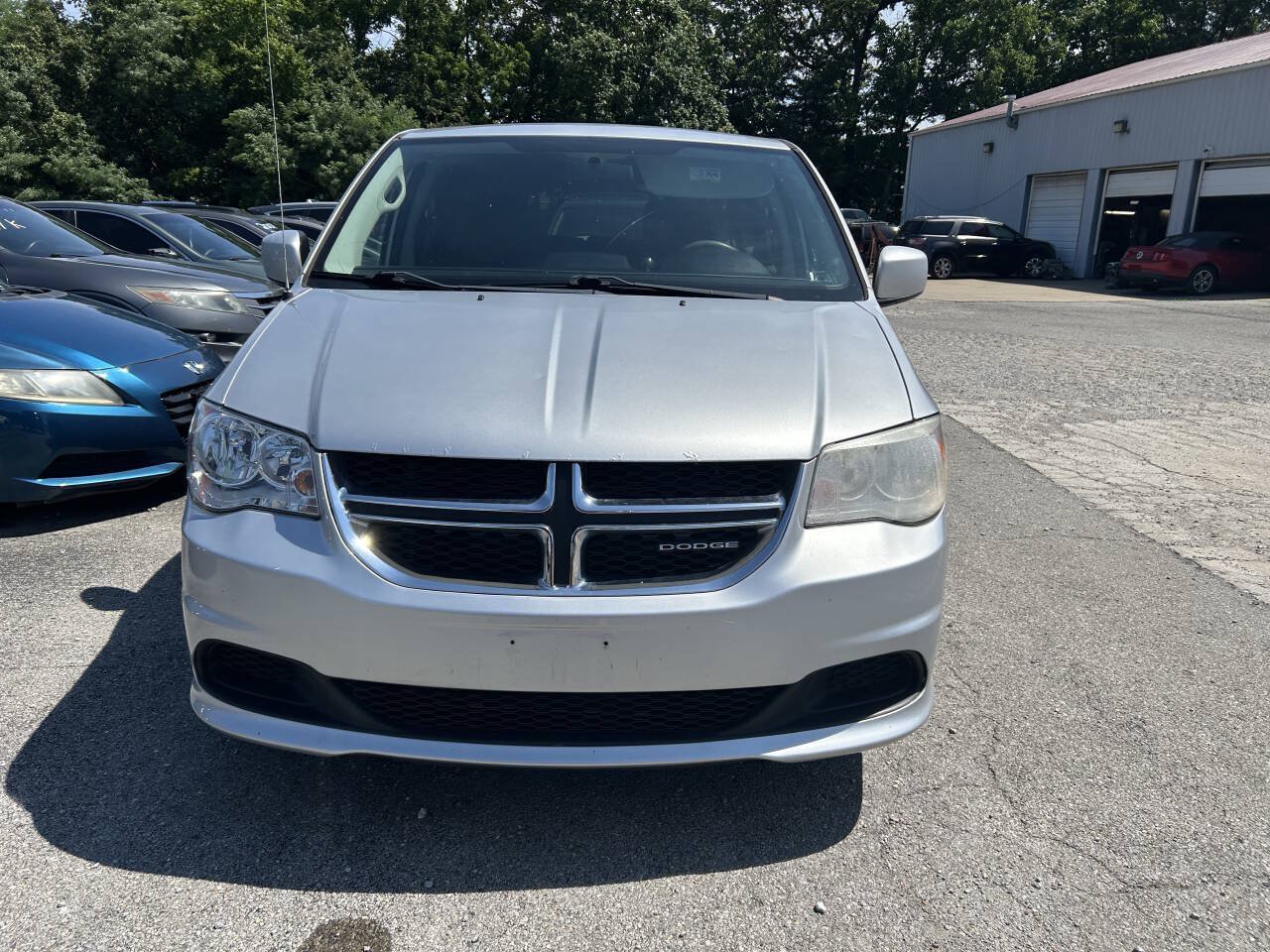 Used 2011 Dodge Grand Caravan Mainstreet w/ PWR Convenience Group FWD image 8