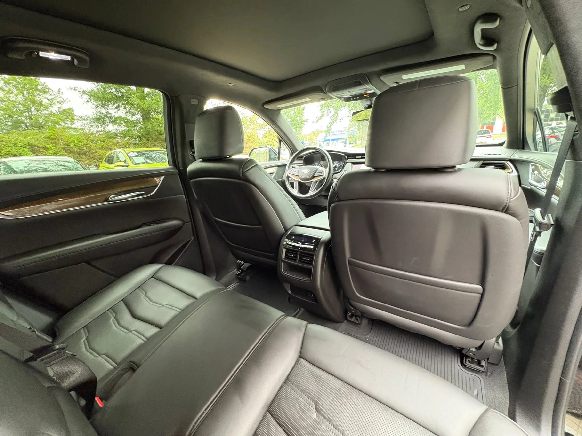 Used 2019 Cadillac XT5 Platinum AWD/4WD image 18