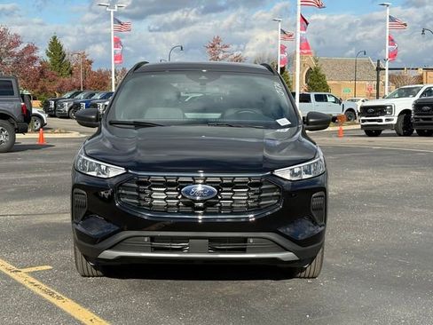New 2026 Ford Escape ST-Line w/ Tech Pack #1 AWD/4WD image 2