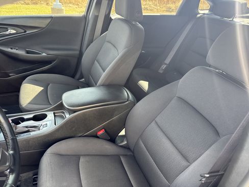 Used 2024 Chevrolet Malibu RS image 11