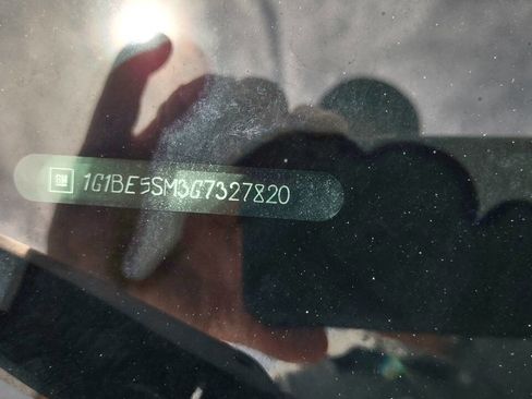 Used 2016 Chevrolet Cruze LT w/ Convenience Package image 7