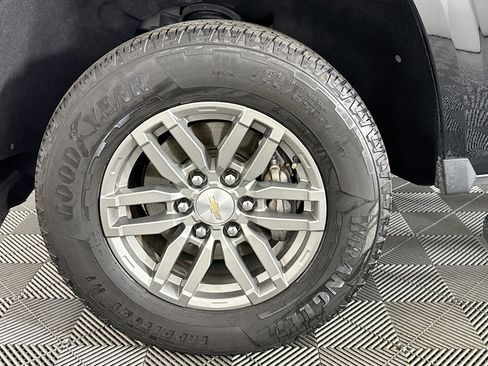 Used 2023 Chevrolet Colorado LT w/ LT Convenience Package image 37