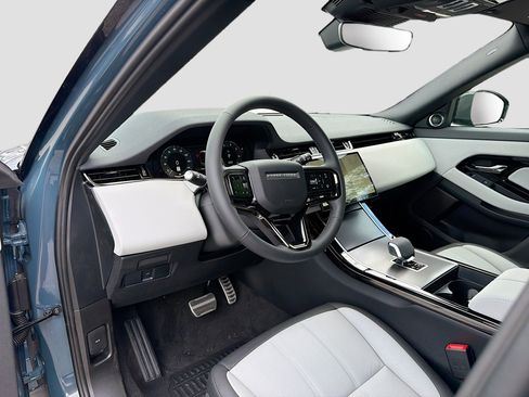 New 2026 Land Rover Range Rover Evoque Dynamic SE AWD/4WD image 26