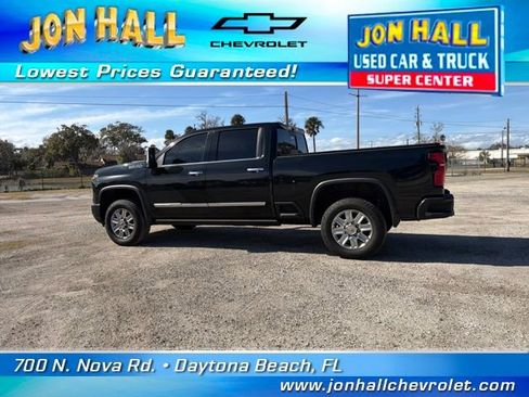 Used 2024 Chevrolet Silverado 2500 High Country w/ High Country Premium Package image 6