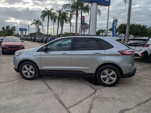 Used 2022 Ford Edge SE AWD/4WD image 7