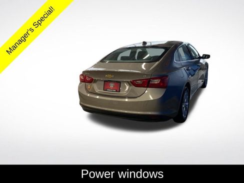 Used 2023 Chevrolet Malibu LT FWD image 17