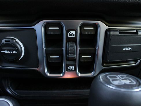New 2026 Jeep Gladiator Sport AWD/4WD image 41