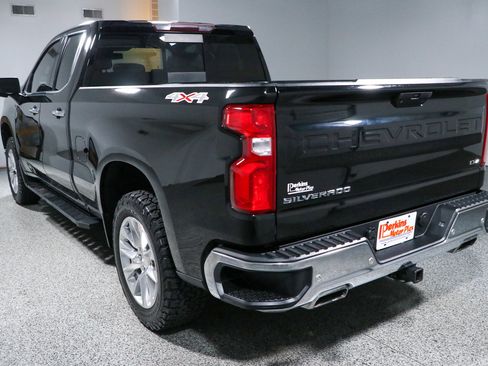 Used 2019 Chevrolet Silverado 1500 LTZ w/ LTZ Plus Package AWD/4WD image 9