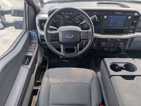 Used 2025 Ford F250 XLT image 16