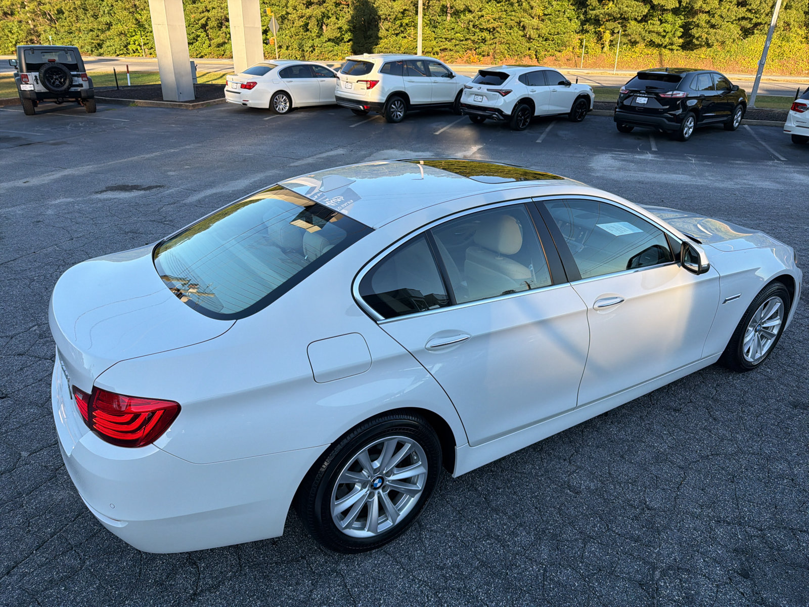 Used 2015 BMW 528i Sedan RWD image 12