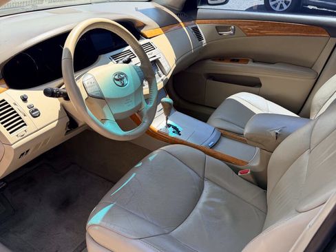Used 2006 Toyota Avalon XLS FWD image 11