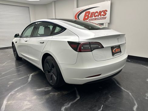 Used 2021 Tesla Model 3 Standard Range Plus RWD image 4