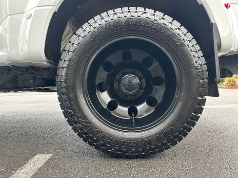 Used 2022 Ford F350 Lariat w/ Lariat Ultimate Package image 27