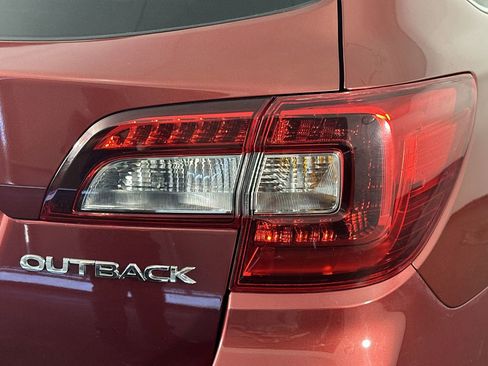 Used 2018 Subaru Outback 2.5i Premium w/ Popular Package #1 image 30