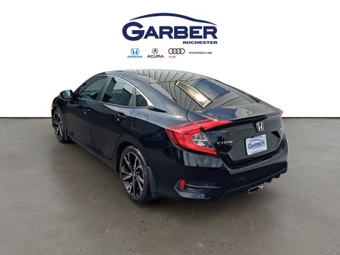 Used 2019 Honda Civic Sport image 3