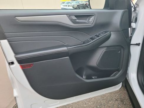 Used 2025 Ford Escape Active image 16