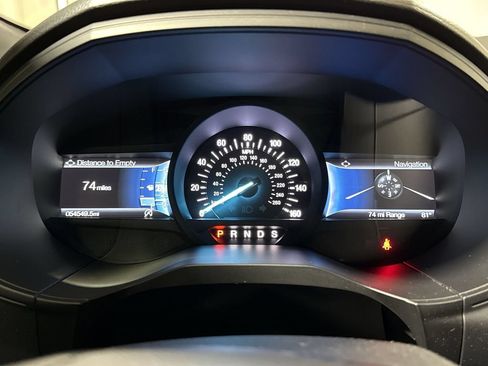 Used 2024 Ford Edge ST-Line w/ Class II Trailer Tow Package AWD/4WD image 12