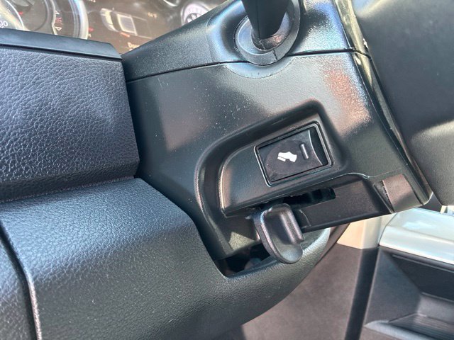 Used 2017 RAM 1500 Laramie w/ Convenience Group AWD/4WD image 24