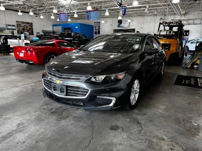 Used 2017 Chevrolet Malibu LT