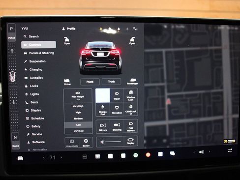 Used 2022 Tesla Model X image 6