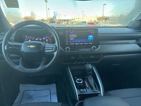 Used 2024 Chevrolet Colorado W/T w/ WT Convenience Package II image 12