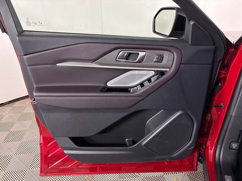 New 2026 Ford Explorer Platinum image 23