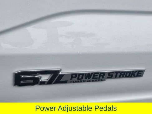 New 2025 Ford F450 XLT w/ XLT Value Package image 33