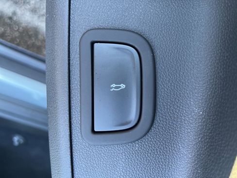 New 2026 Chevrolet Traverse LT w/ Driver Confidence Package image 40