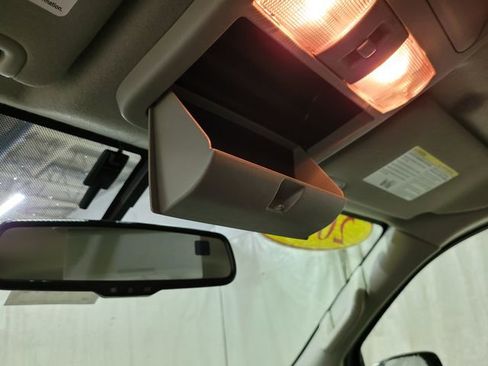 Used 2019 Nissan Frontier SV image 36