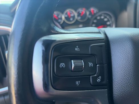 Used 2020 Chevrolet Silverado 1500 LT image 18