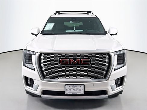 Used 2021 GMC Yukon Denali image 6