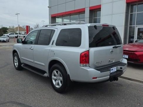 Used 2014 Nissan Armada SV image 8