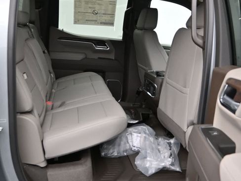 New 2026 GMC Sierra 1500 SLT w/ SLT Premium Plus Package AWD/4WD image 11