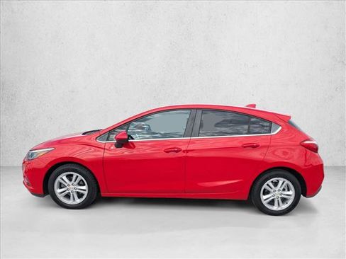 Used 2017 Chevrolet Cruze LT w/ Sun And Sound Package FWD image 8