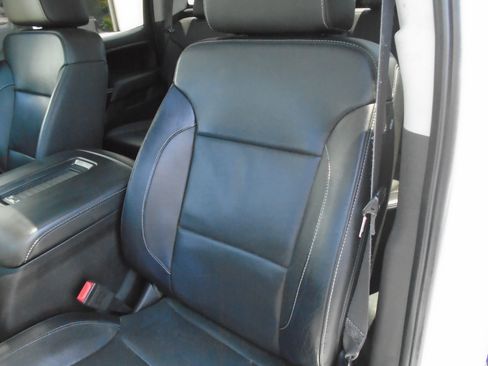 Used 2017 GMC Sierra 1500 SLT AWD/4WD image 84
